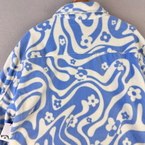 Billabong Laid Back Shacket Womens S NWT Oversized Fleece Floral Swirl Beach - Picture 3 of 8